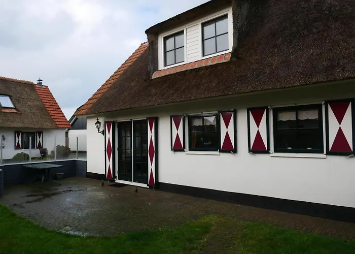 Villa Bungalowpark “de Buitenplaats” *