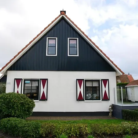 Bungalowpark “de Buitenplaats” * Callantsoog